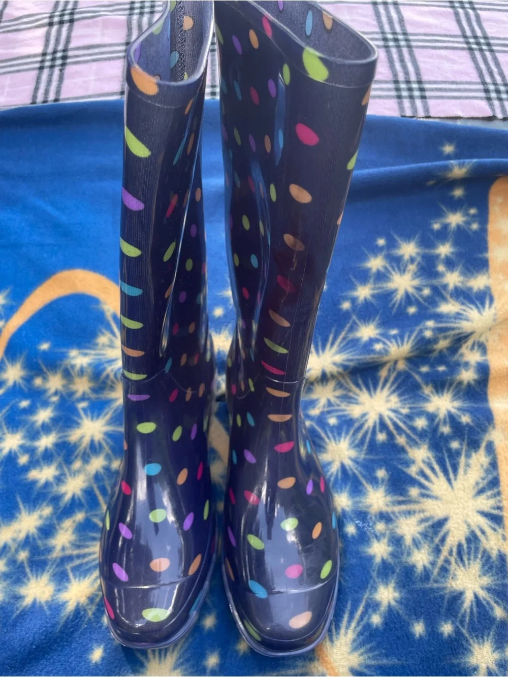 Women Purple Rain Boots with Multicolor Polka dots size 8